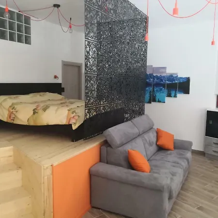 Orange * Aosta